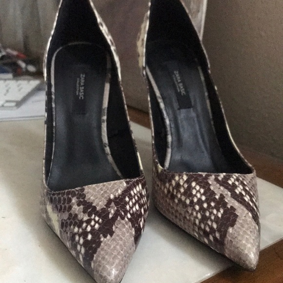 zara snakeskin heels